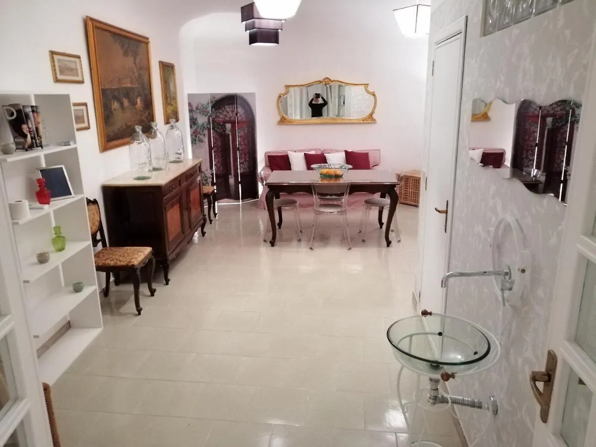 Guest house Palazzo Marchese Mortillaro Hotel Palermo Italy