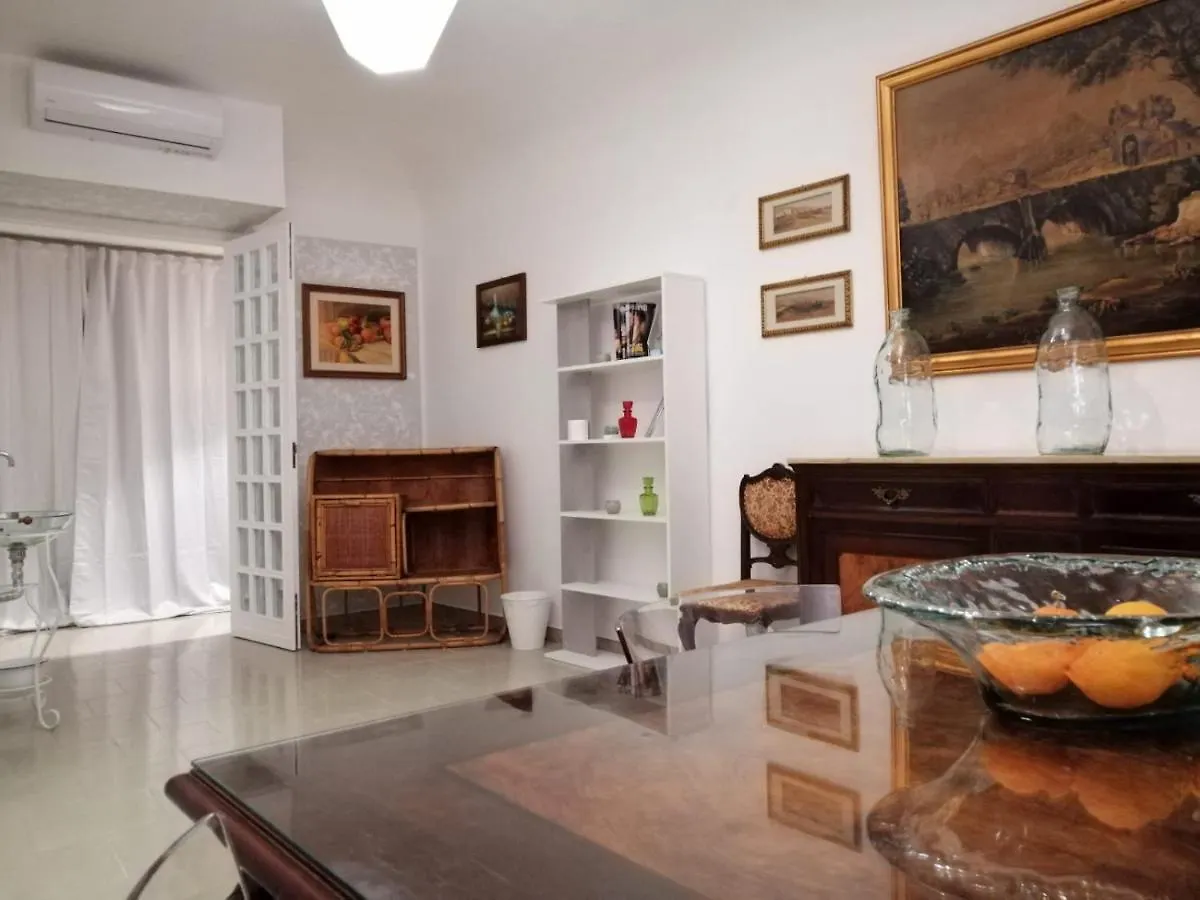 Palazzo Marchese Mortillaro Hotel Palermo Guest house